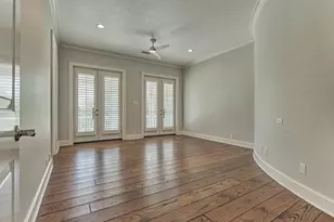 22 E Shore Dr, The Woodlands, TX 77380 - Photo 33