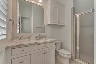 22 E Shore Dr, The Woodlands, TX 77380 - Photo 29