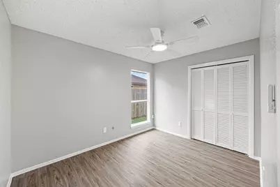 10066 Sharpton Drive, Houston, TX 77038 - Photo 17
