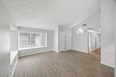 10066 Sharpton Drive, Houston, TX 77038 - Photo 7