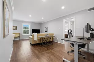 353 N Post Oak Ln, Houston, TX 77024 - Photo 11
