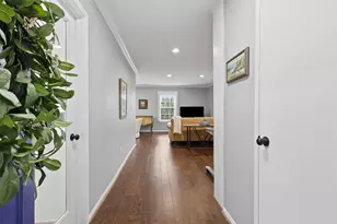 353 N Post Oak Ln, Houston, TX 77024 - Photo 21