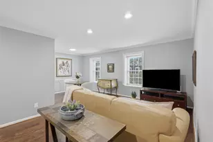 353 N Post Oak Ln, Houston, TX 77024 - Photo 1