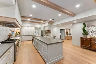 15585 Bedford Ln, Conroe, TX 77384 - Photo 11