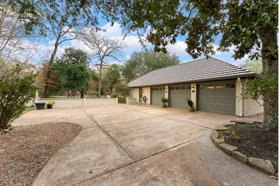 15585 Bedford Lane, Conroe, TX 77384 - Photo 37