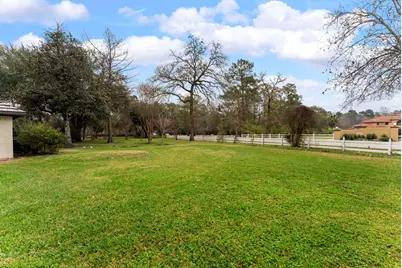 15585 Bedford Lane, Conroe, TX 77384 - Photo 45