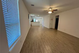 31303 Whitfield Ct, Fulshear, TX 77441 - Photo 5