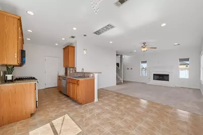 8014 Royalwood Drive, Houston, TX 77049 - Photo 9