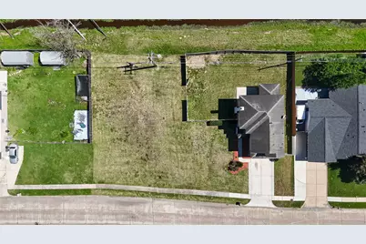 8014 Royalwood Drive, Houston, TX 77049 - Photo 37