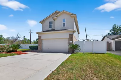 8014 Royalwood Drive, Houston, TX 77049 - Photo 3