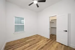 8011 Cora St, Houston, TX 77088 - Photo 13