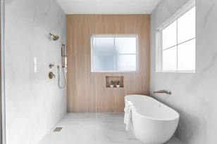 2926 Michaux St, Houston, TX 77009 - Photo 3