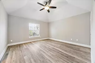 16523 E Canterra Cir, Houston, TX 77095 - Photo 33