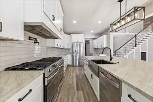 16523 E Canterra Cir, Houston, TX 77095 - Photo 25