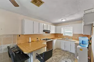 1608 Maiden Ln, Richmond, TX 77469 - Photo 9