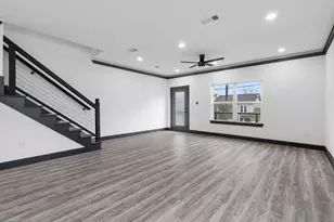 913 Panama Blvd, Houston, TX 77009 - Photo 3