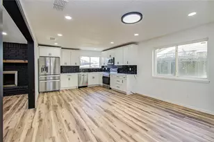 17114 Barcelona Dr, Friendswood, TX 77546 - Photo 9