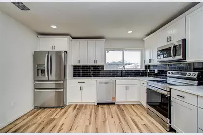 17114 Barcelona Drive, Friendswood, TX 77546 - Photo 13