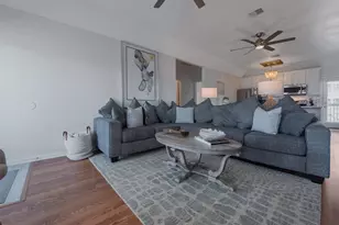 22811 Miramar St, Galveston, TX 77554 - Photo 7
