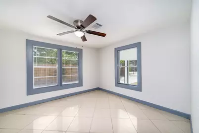 9201 Klondike Street, Houston, TX 77075 - Photo 13