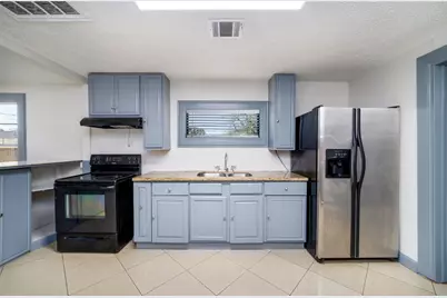 9201 Klondike Street, Houston, TX 77075 - Photo 11