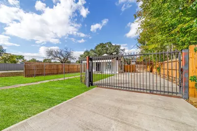9201 Klondike Street, Houston, TX 77075 - Photo 3