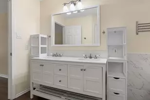 27 N Queenscliff Cir, The Woodlands, TX 77382 - Photo 21