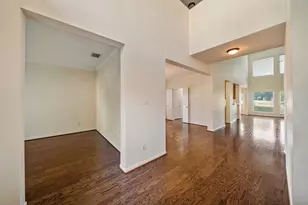 8402 Hunters Village Dr, Humble, TX 77346 - Photo 17