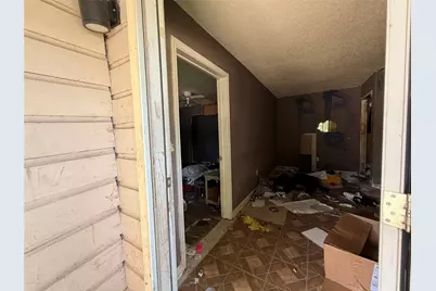 707 E 40th 1/2 Street, Houston, TX 77022 - Photo 5