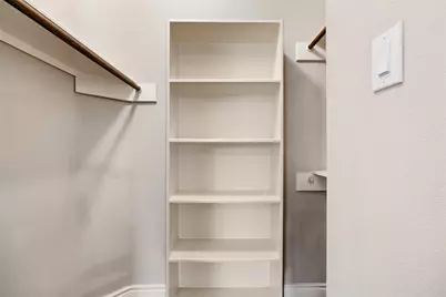 2915 Clinton Drive, Houston, TX 77020 - Photo 9