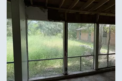 1015 N Liberty Street, El Campo, TX 77437 - Photo 11