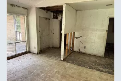 1015 N Liberty Street, El Campo, TX 77437 - Photo 13