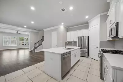 1135 Aurora Street, Houston, TX 77009 - Photo 5