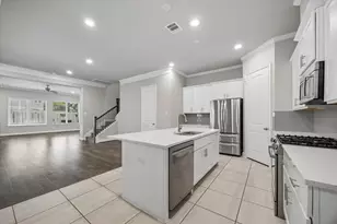 1135 Aurora St, Houston, TX 77009 - Photo 5