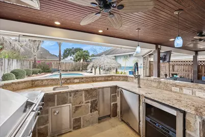 2040 Lodge Crest Court, League City, TX 77573 - Photo 25