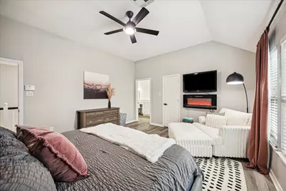 2040 Lodge Crest Court, League City, TX 77573 - Photo 15