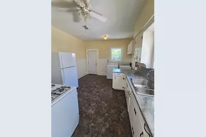 1430 Munger Street, Houston, TX 77023 - Photo 9