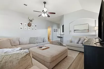 1202 Quarterhorse Drive, Alvin, TX 77511 - Photo 13