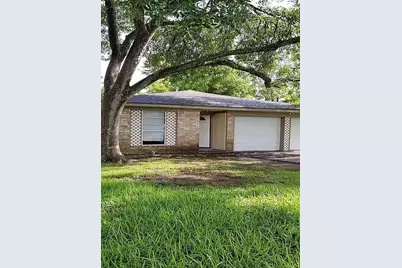4605 37th Street, Dickinson, TX 77539 - Photo 1