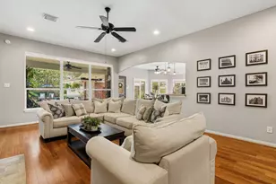 14 Taupewood Pl, The Woodlands, TX 77384 - Photo 13
