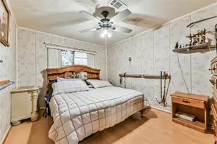 10438 Caxton St, Houston, TX 77016 - Photo 11