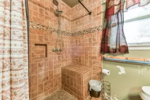 10438 Caxton St, Houston, TX 77016 - Photo 17