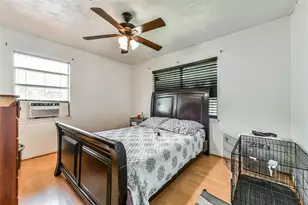 10438 Caxton St, Houston, TX 77016 - Photo 13