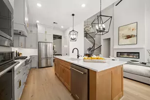 7106 Raton St, Houston, TX 77055 - Photo 17