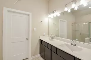 6807 Vista Ledge Dr, Baytown, TX 77521 - Photo 13