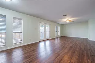 1170 Sailfish St, Bayou Vista, TX 77563 - Photo 11