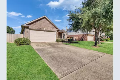 2306 Diamond Springs Drive, Pearland, TX 77584 - Photo 5