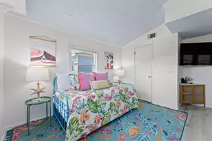 4021 Las Palmas St, Galveston, TX 77554 - Photo 5