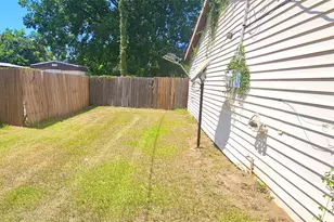24 Peach St, Lolita, TX 77971 - Photo 15