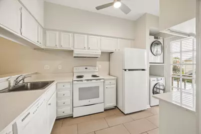 718 Bering Drive #B, Houston, TX 77057 - Photo 9